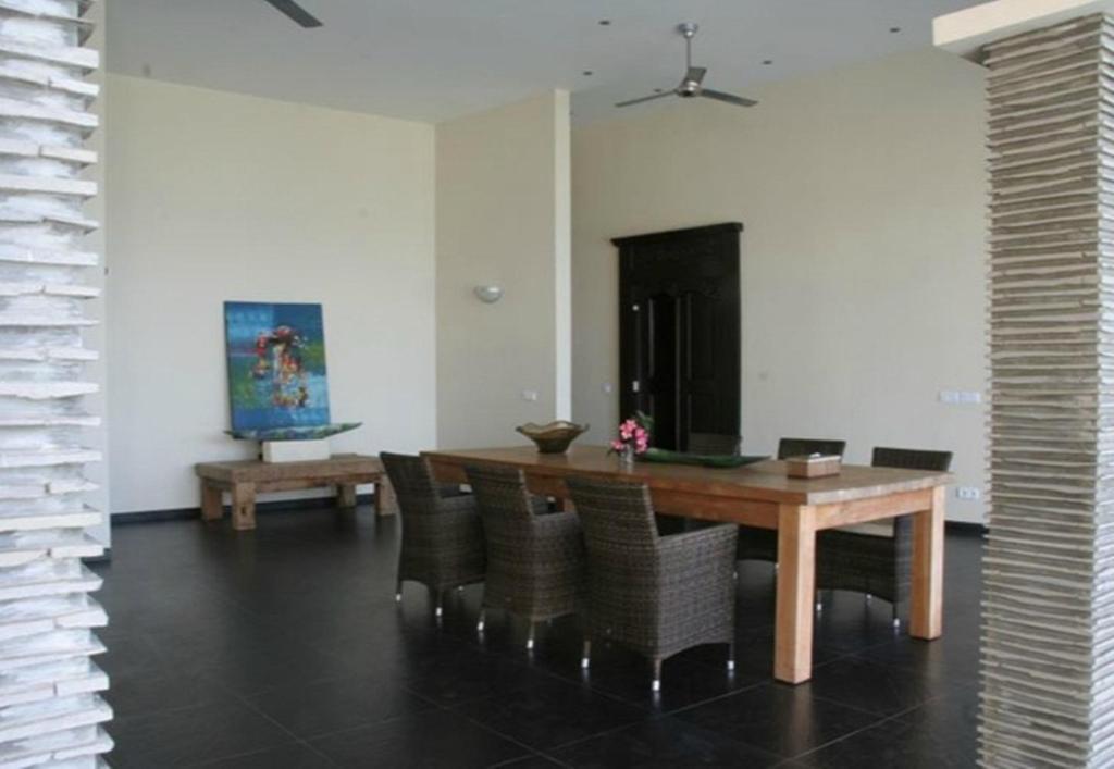 Villa Dunia Impian Kubutambahan  المظهر الخارجي الصورة